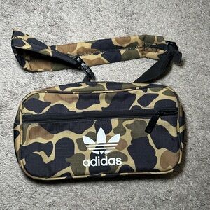 Adidas crossbody bag